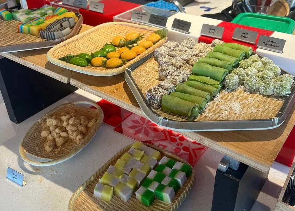 Desserts at Swensons